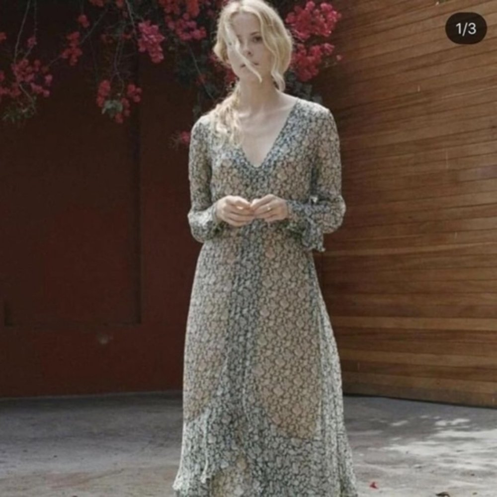 ISO - DOEN Tulip Dress Emerald and Radish Tea (DO NOT BUY)